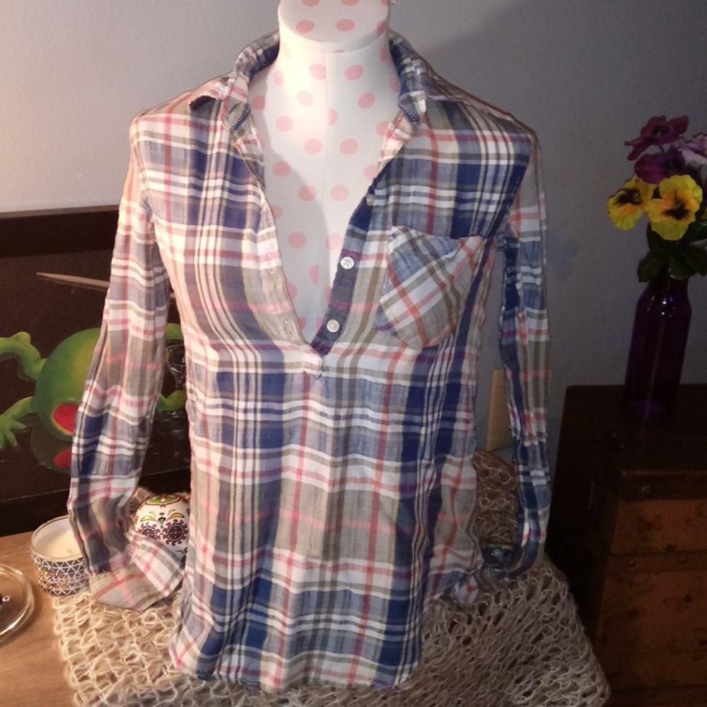 Aero 1/2 Way Button Down